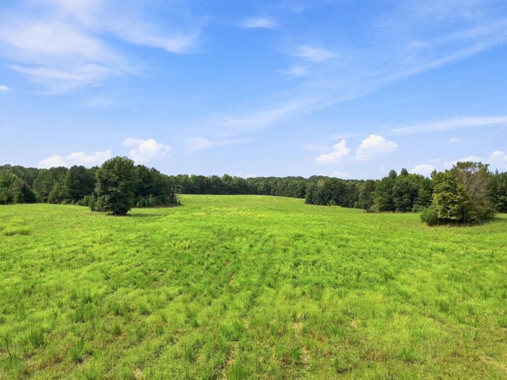 Image 9 of property listing at 409 Peeples Road SE, Rome, GA 30104