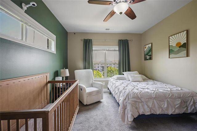1016 Township Square, Alpharetta, GA 30022