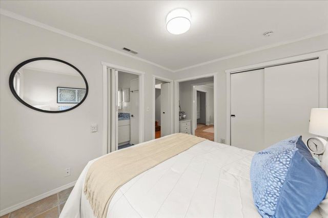 2204 170th Avenue, Castro Valley, CA 94546