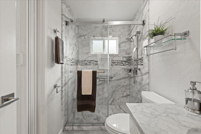 2204 170th Avenue, Castro Valley, CA 94546