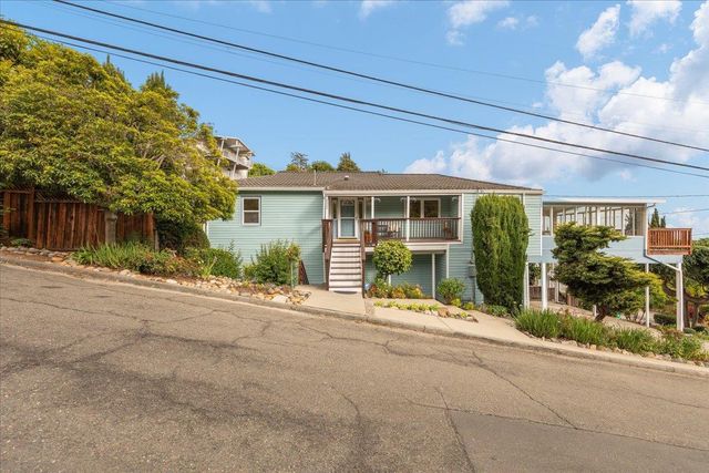 2204 170th Avenue, Castro Valley, CA 94546