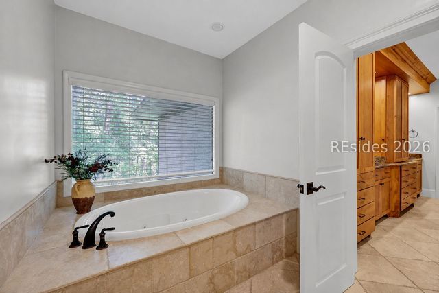 67 Bear Creek Dr, Hilton Head Island, SC 29926