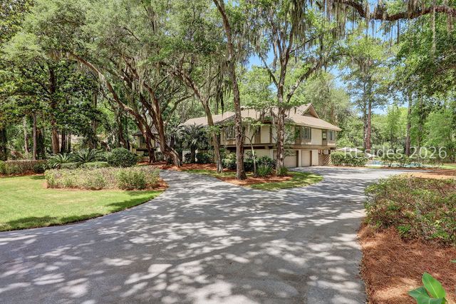 67 Bear Creek Dr, Hilton Head Island, SC 29926