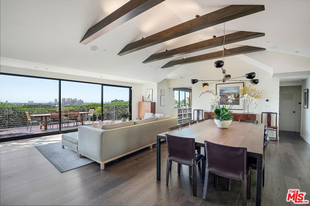 8951 St Ives Drive, West Hollywood, CA 90069 — photo 2
