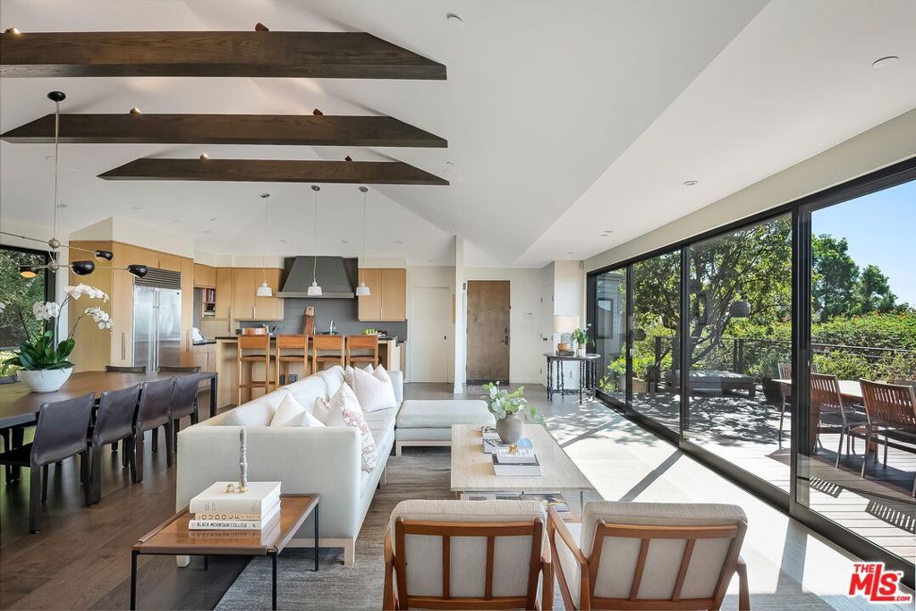 8951 St Ives Drive, West Hollywood, CA 90069 — photo 3