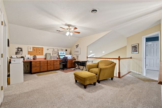 1009 Trail Side Ct, Penn Twp, PA 15644