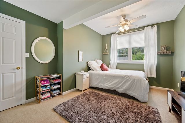 1009 Trail Side Ct, Penn Twp, PA 15644