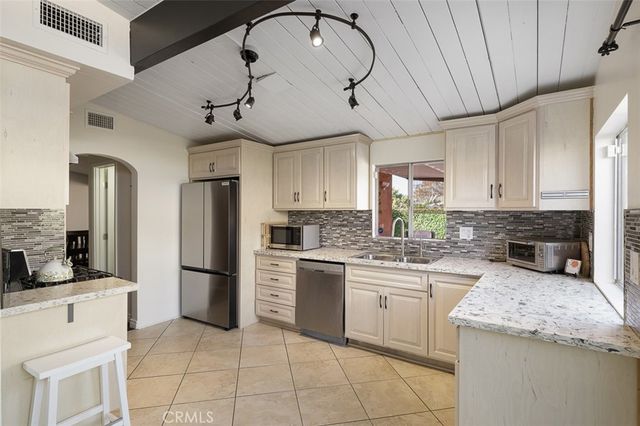 1391 N Fenimore, Covina, CA 91722