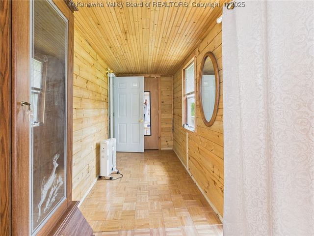 268 Mountain View Drive, Big Spring, WV 26137