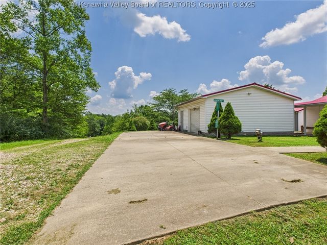 268 Mountain View Drive, Big Spring, WV 26137