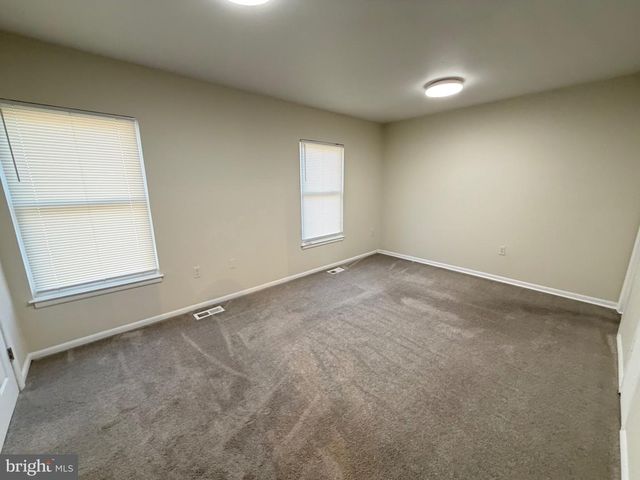 6427 OLD SCOTTS CT, Springfield, VA 22152