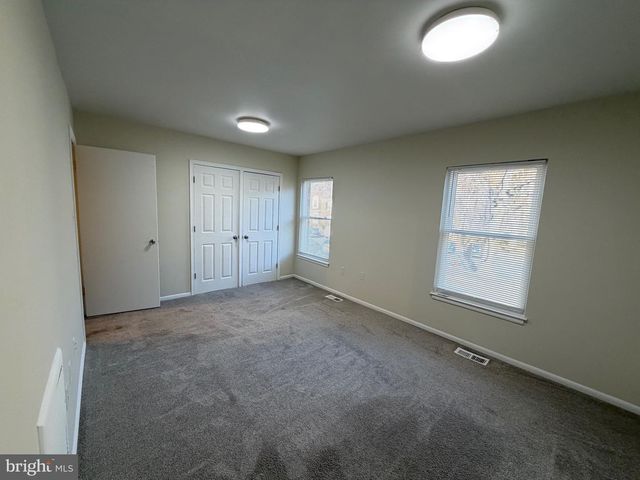 6427 OLD SCOTTS CT, Springfield, VA 22152