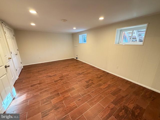 6427 OLD SCOTTS CT, Springfield, VA 22152