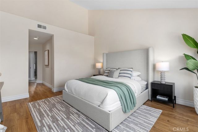 21 MIRADOR, Irvine, CA 92612
