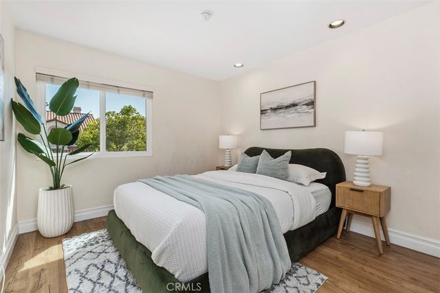 21 MIRADOR, Irvine, CA 92612