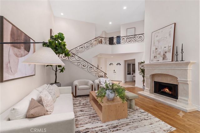 21 MIRADOR, Irvine, CA 92612