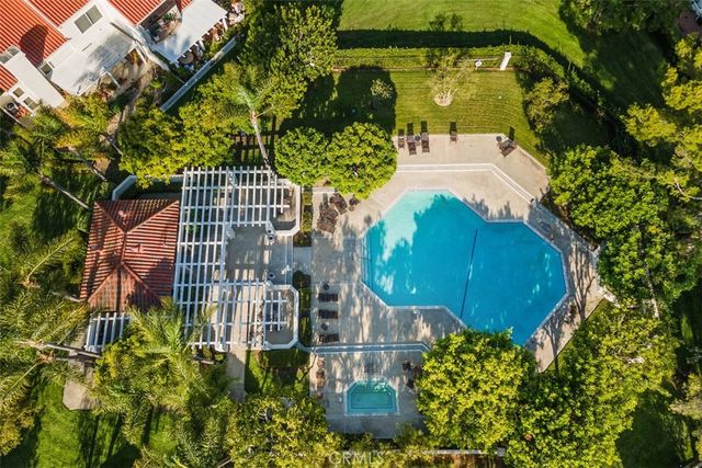 21 MIRADOR, Irvine, CA 92612