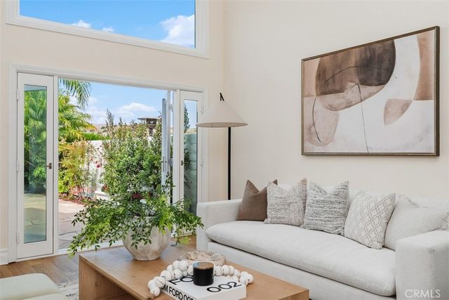 21 MIRADOR, Irvine, CA 92612