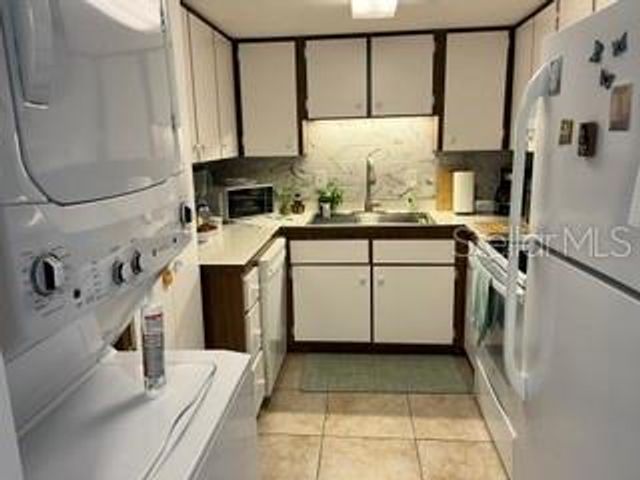 48 CLUB HOUSE DRIVE 105, Palm Coast, FL 32137