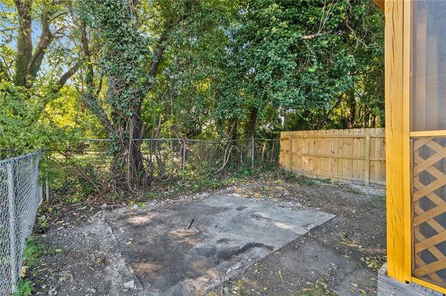 2207 Marshall AVE, Newport News, VA 23607