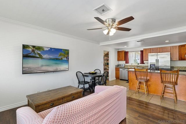 741 Magarian Rd, Fallbrook, CA 92028