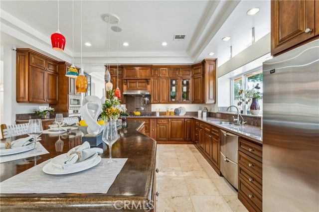 801 S Michillinda, Pasadena, CA 91107