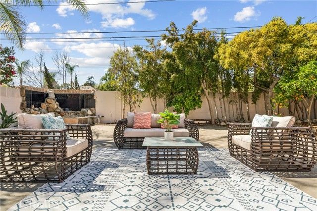 801 S Michillinda, Pasadena, CA 91107