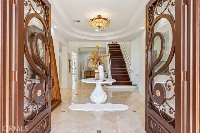 801 S Michillinda, Pasadena, CA 91107