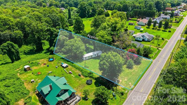 136 South Main Street, Granite Falls, NC 28630