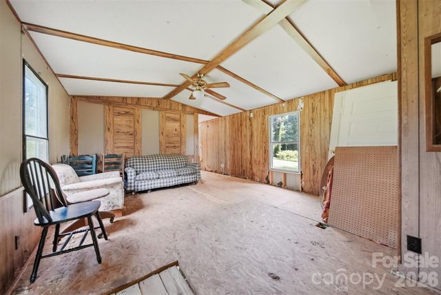 136 South Main Street, Granite Falls, NC 28630