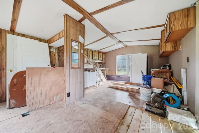 136 South Main Street, Granite Falls, NC 28630