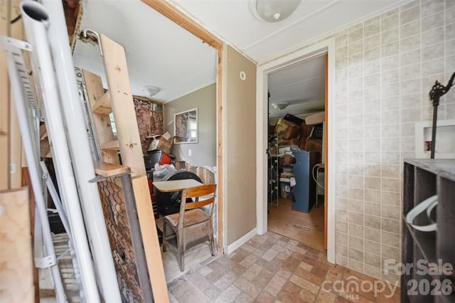136 South Main Street, Granite Falls, NC 28630
