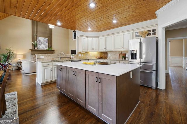 1105 Dapplefawn Court, Alpharetta, GA 30005