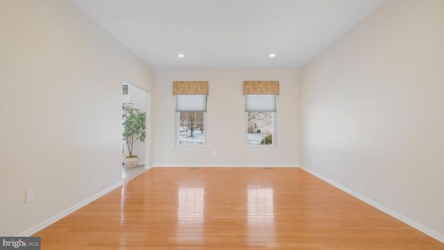 203 CLIVEDEN DR, Newtown, PA 18940