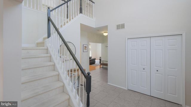 203 CLIVEDEN DR, Newtown, PA 18940