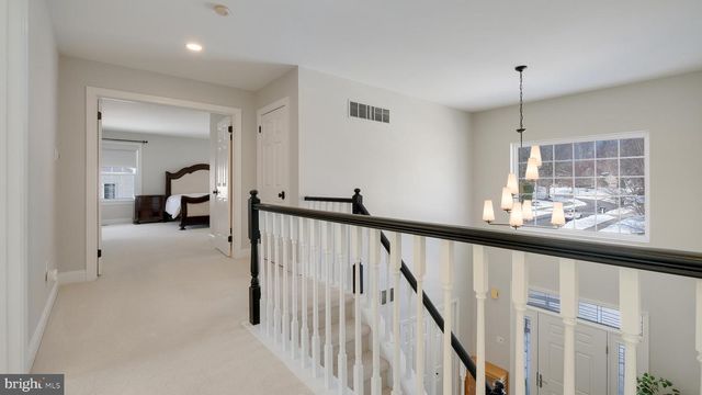 203 CLIVEDEN DR, Newtown, PA 18940