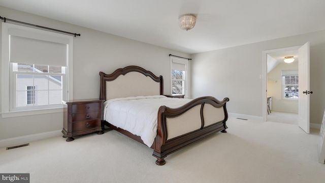 203 CLIVEDEN DR, Newtown, PA 18940