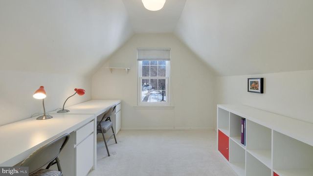 203 CLIVEDEN DR, Newtown, PA 18940