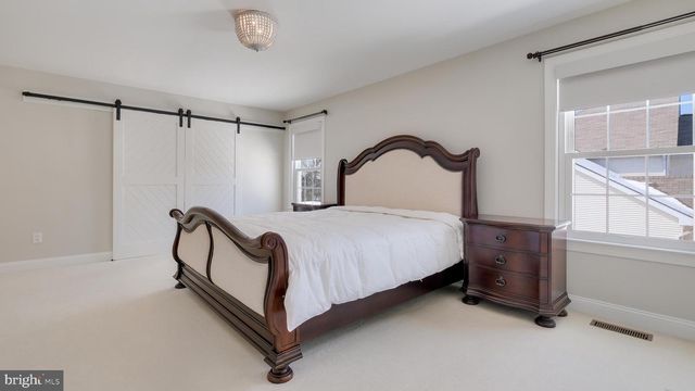 203 CLIVEDEN DR, Newtown, PA 18940