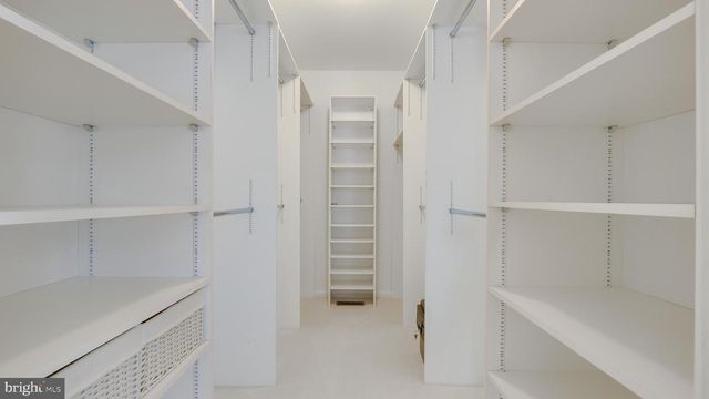 203 CLIVEDEN DR, Newtown, PA 18940