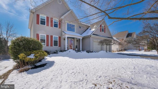 203 CLIVEDEN DR, Newtown, PA 18940