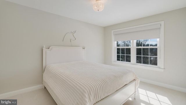 203 CLIVEDEN DR, Newtown, PA 18940