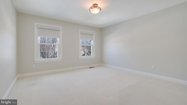 203 CLIVEDEN DR, Newtown, PA 18940