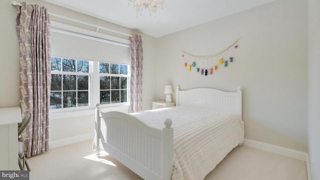 203 CLIVEDEN DR, Newtown, PA 18940