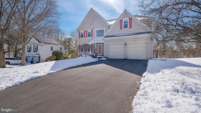 203 CLIVEDEN DR, Newtown, PA 18940