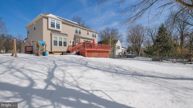 203 CLIVEDEN DR, Newtown, PA 18940