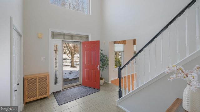 203 CLIVEDEN DR, Newtown, PA 18940