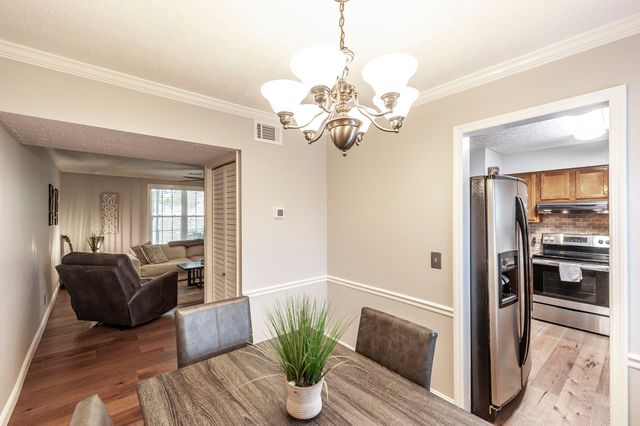 430 Walton Ferry Rd Apt 1606, Hendersonville, TN 37075