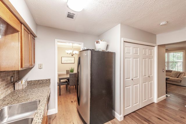 430 Walton Ferry Rd Apt 1606, Hendersonville, TN 37075