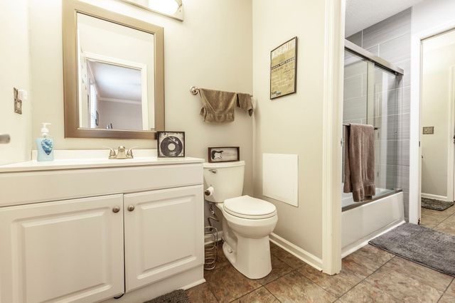 430 Walton Ferry Rd Apt 1606, Hendersonville, TN 37075